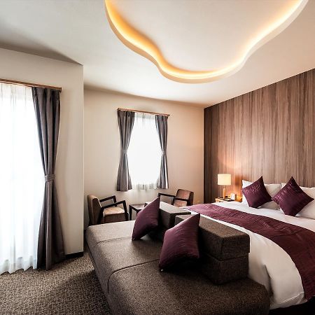 Kyoto Karasuma Oike Hotel grandereverie Bagian luar foto